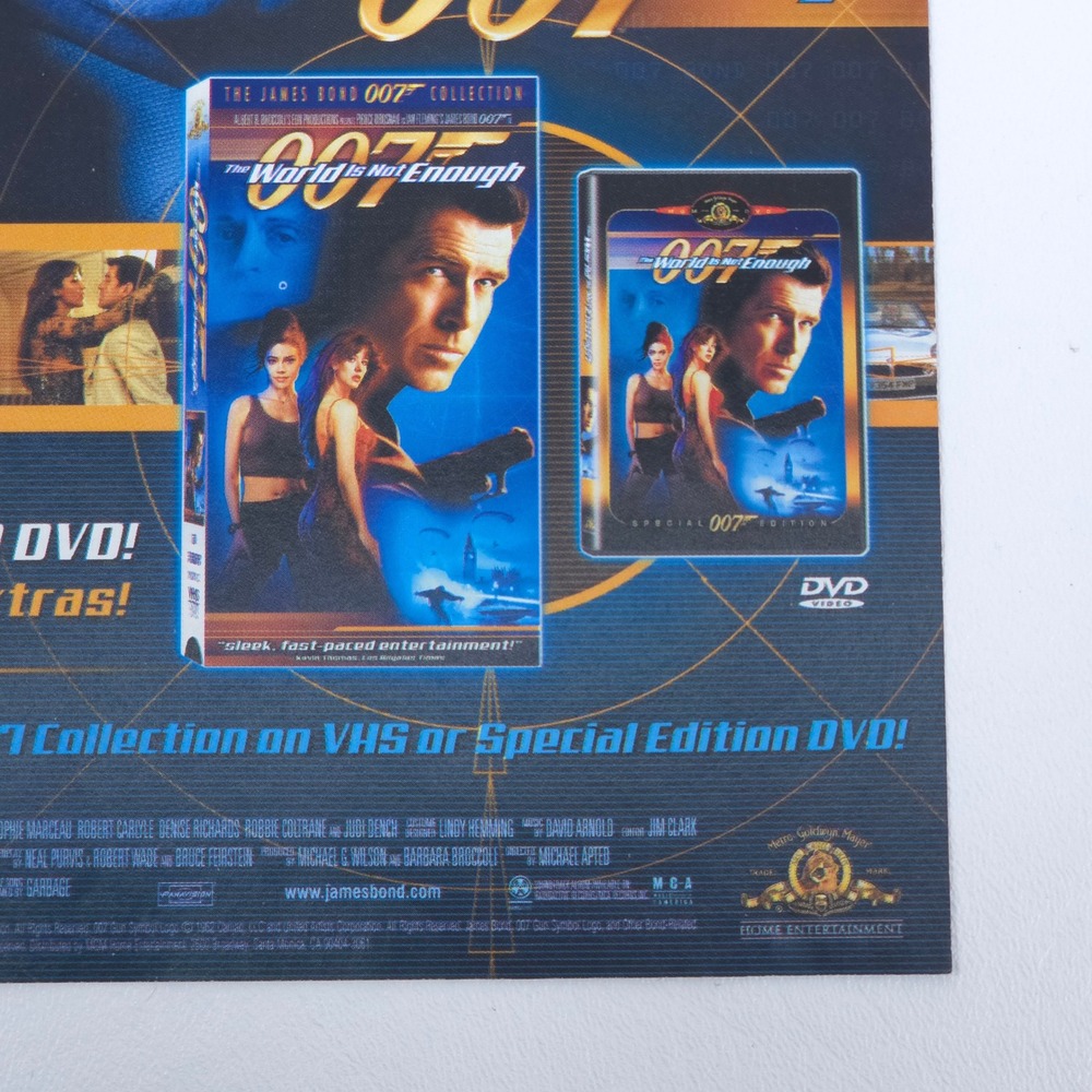The World Is Not Enough James Bond Print Ad Pierce Brosnan Movie Advertising - Picture 5 of 6